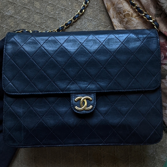 🎉HP🎉CHANEL Black Bag Single Chain Flap Bag Vintage - Picture 14 of 16